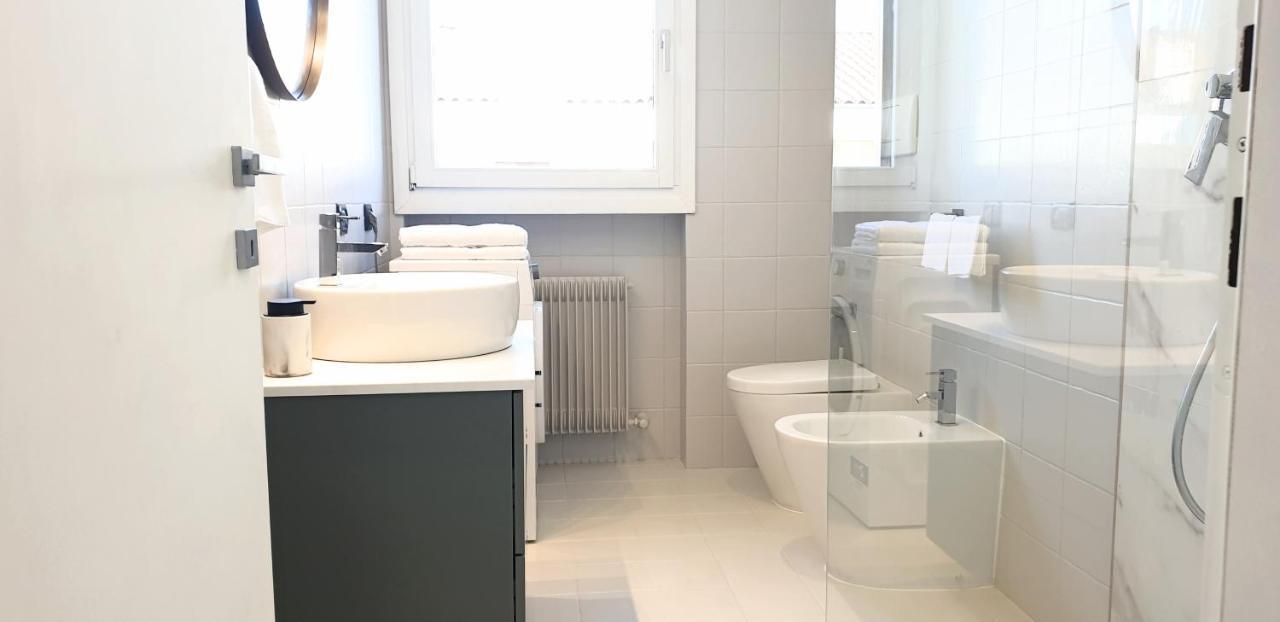 Venezia & Treviso Design Apartment By Anthea Homes Casièr Eksteriør bilde